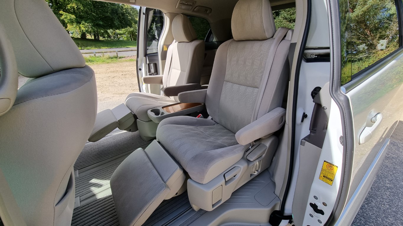 2009 TOYOTA ESTIMA G EDITION, 2.4, 7 SEATER 73k MILES