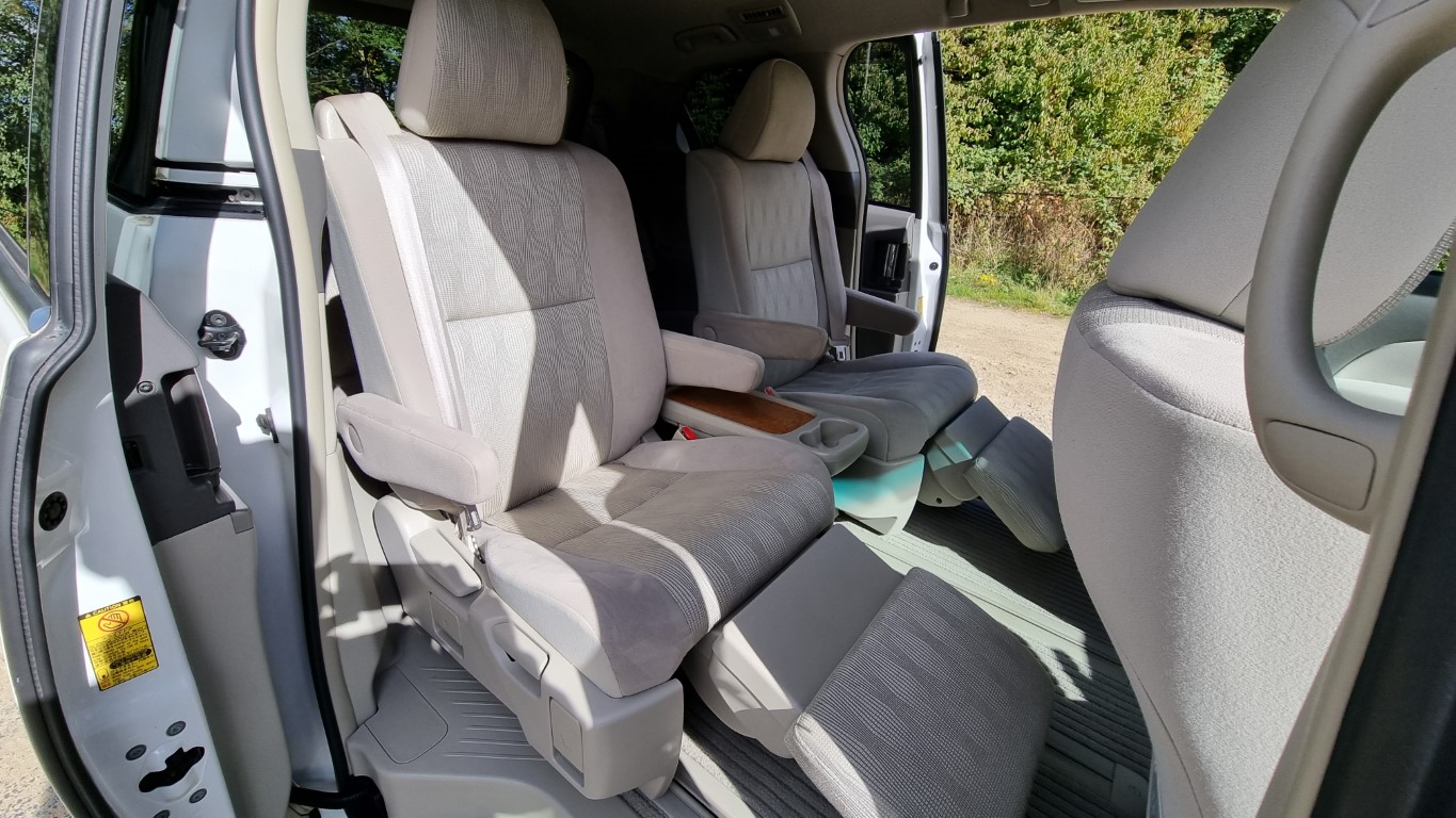 2009 TOYOTA ESTIMA G EDITION, 2.4, 7 SEATER 73k MILES