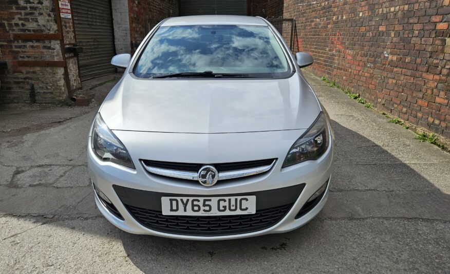 Vauxhall Astra 1.4i Design Hatchback 5dr Petrol Manual Euro 6 (100 ps